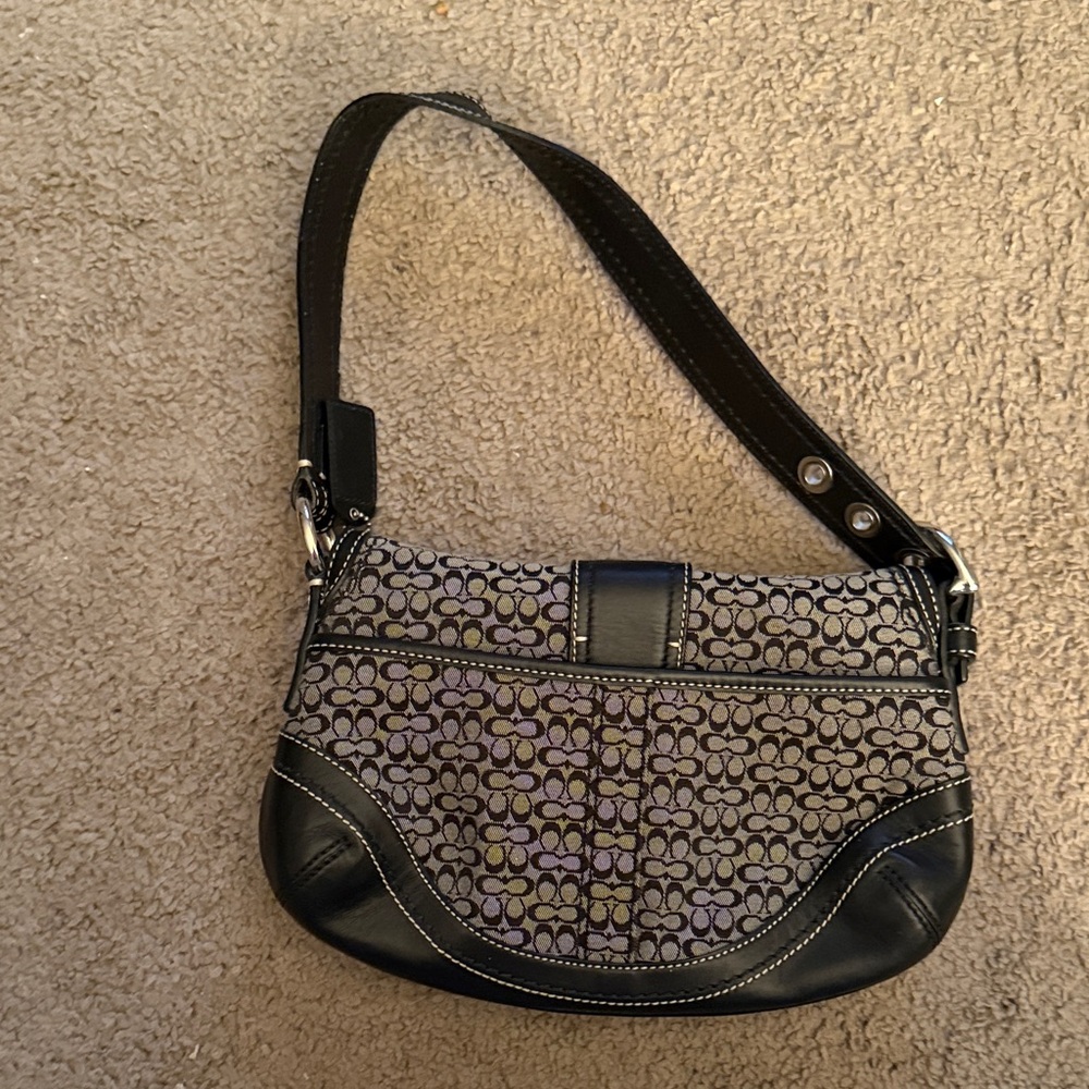 Elegant Black and Gray Shoulder coach Bag - Picture 3 of 4